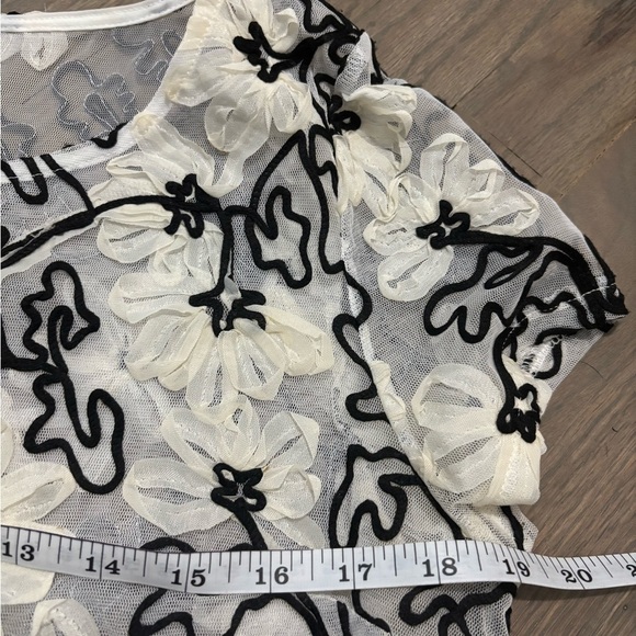 Anthropologie Meadow Rue Sheer Floral Shirt - Size M - Picture 5 of 7